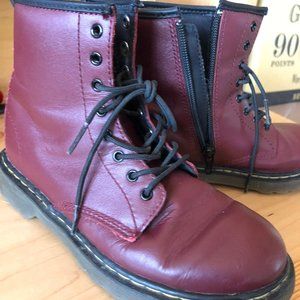 Dr. Martens Delaney Boot - Youth